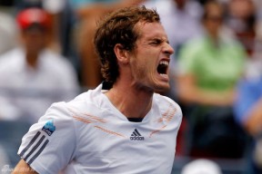 开云体育-穆雷在DWG比赛中表现优异，晋级下一阶段引发热议！