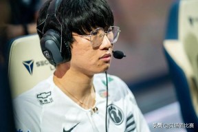 开云体育-包含Rookie赛事官方发布大胜新规，MAD争议不断！的词条