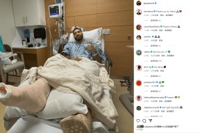 开云- 塔图姆意外战胜澳大利亚队，刷新纪录引爆全场！赛场气氛高涨