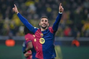 Kaiyun-凯恩在西班牙队比赛中表现优异，刷新纪录引发热议！